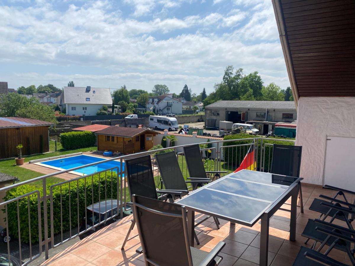 Ferienwohnungen Zur Elz - Traumhafte 160 Qm Wohnung Mit Pool Und Garten Naehe Des Europaparks Kappel-Grafenhausen Εξωτερικό φωτογραφία